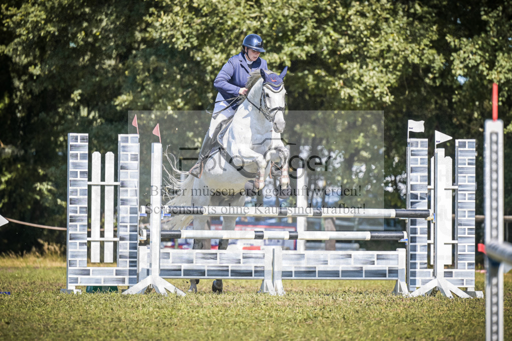 DOS_0925 | Entdecke hochwertige Reitturnierfotos von Foto Oger. Professionell, emotional und authentisch – jetzt Lieblingsmomente im Shop bestellen.Deutschlandweite Turnierfotografie. - Realisiert mit Pictrs.com