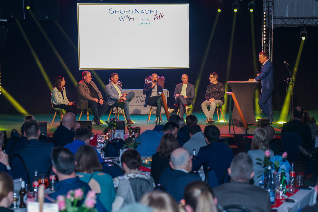 top-top.de250214-242 | Die 3. Weseler SportNacht, die große Sportgala mit Ehrungen der Weseler Sportler des Jahres 2024 findet am Freitag, den 14.02.2025 im Festzelt an der Rheinpromenade statt.Foto: Erwin Pottgiesser