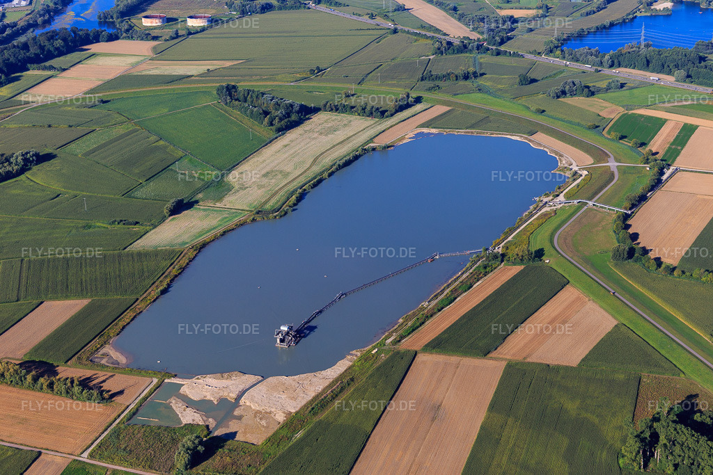 Luftbild: Baggerseee am Polder und Rheingraben in Jockgrim im Bundesland Rheinland-Pfalz in Deutschland. Foto: IMG_093988.jpg vom 23.08.2016 durch Werner Riehm/FLY-FOTO.de