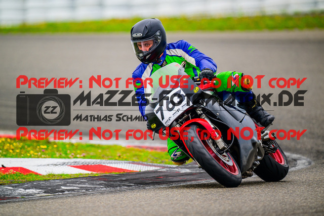 MaZZes_FotoMatrix_240804_6007705_2642 | Fotograf Mathias Schmid
Sportfotograf,
Eventfotograf,
Hochzeitsfotograf,
Portraitfotograf