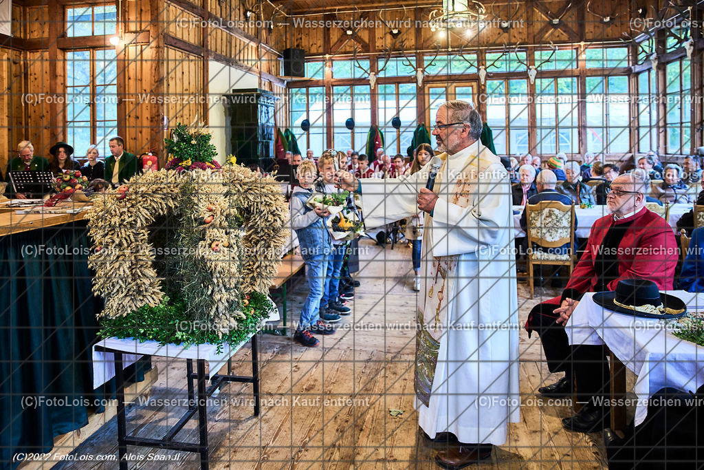 ALP0639_Erntedankfest_Lackenhof-Langau_Gabensegnung | (C)FotoLois.com, Alois Spandl, ERNTEDANKFEST Lackenhof/Langau im rothschild´schen Glassalon in Langau/Maierhöfen, So 2. Okt. 2022.