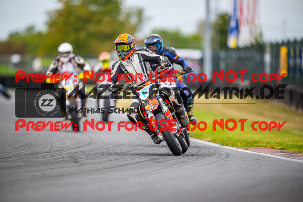 MaZZes_FotoMatrix_231001_1046 | UE40