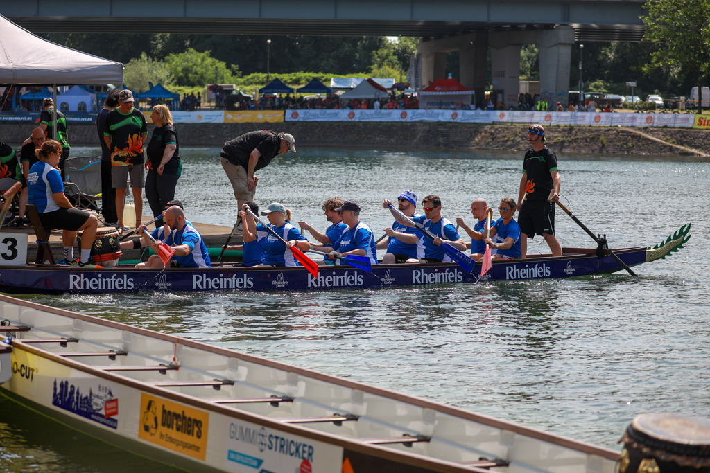 Drachenboot-Regatta_Duisburg140625_13 | Bildergalerie von Sport-Ereignissen aber auch von weiteren spannenden Dingen - nicht nur vom Niederrhein. In Anlehnung an den bekannten Spruch von Hanns Dieter Hüsch heißt das Motto: "Niederrhein ist überall".  - Realisiert mit Pictrs.com