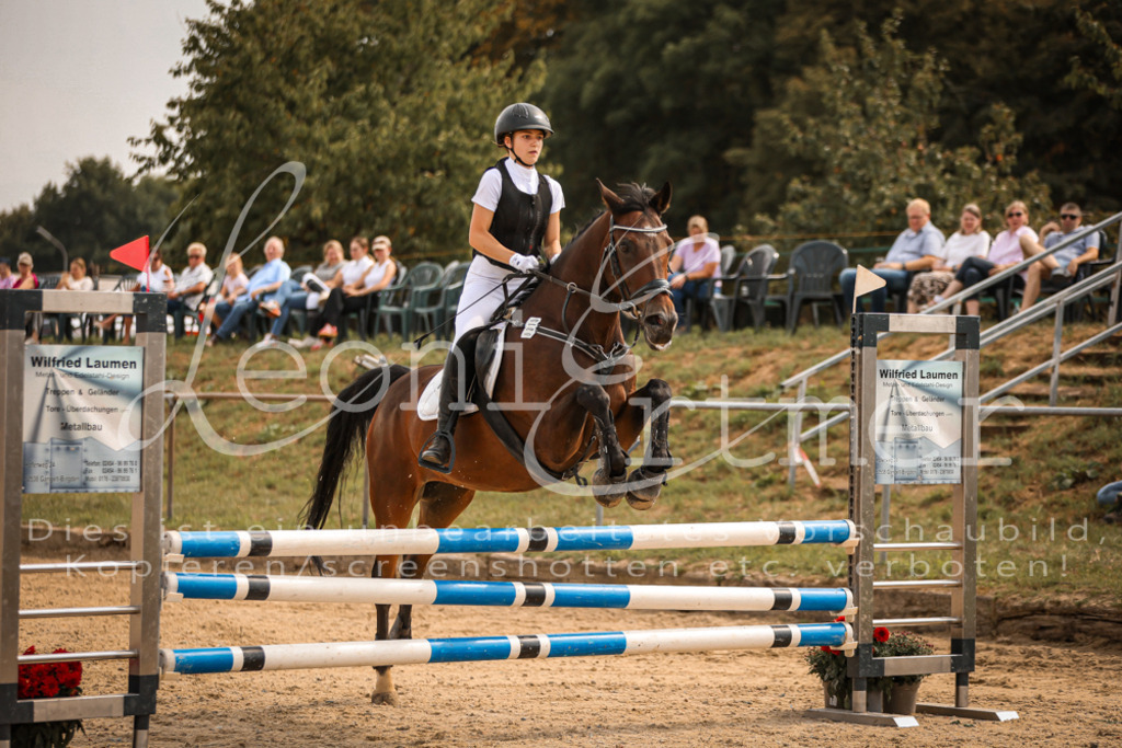 27.SaSpMA00067 | Leoni Ertmer Photography - Realisiert mit Pictrs.com