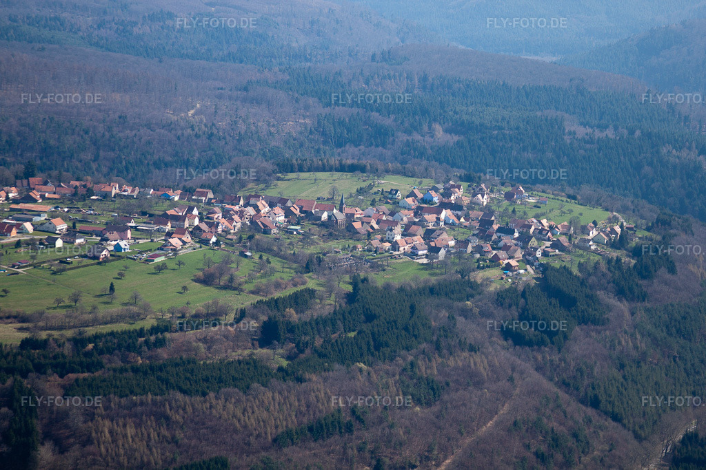 Luftbild: Eschbourg, Graufthal in Schœnbourg im Bundesland Bas-Rhin in Frankreich. – Foto: IMG_38519.jpg vom 20.03.2011 durch Werner Riehm/FLY-FOTO.de – Auflösung des Originals: 4752 x 3168 px