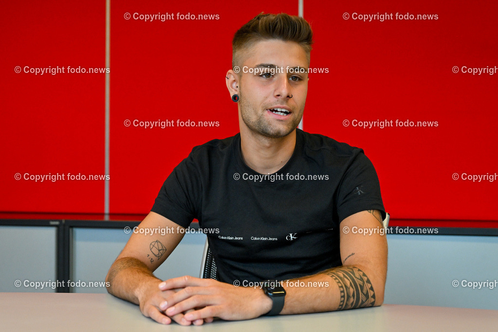 Florian Tomaschko_ Hebamme_ 28.08.2023-12 | 28.8.2023, Linz, AUT, Linz, im Bild Florian Tomaschko (22, maennliche Hebamme)