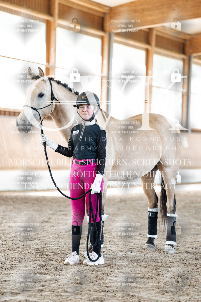 CK907217 | Turnierfotografie Pferdefotografie Trier Rheinland-Pfalz Pferdesport Reitsport Tierfotografie Sportfotografie Pferdevideo Pferdevideografie Equestrianvideography equestrianphotography  - Realisiert mit Pictrs.com