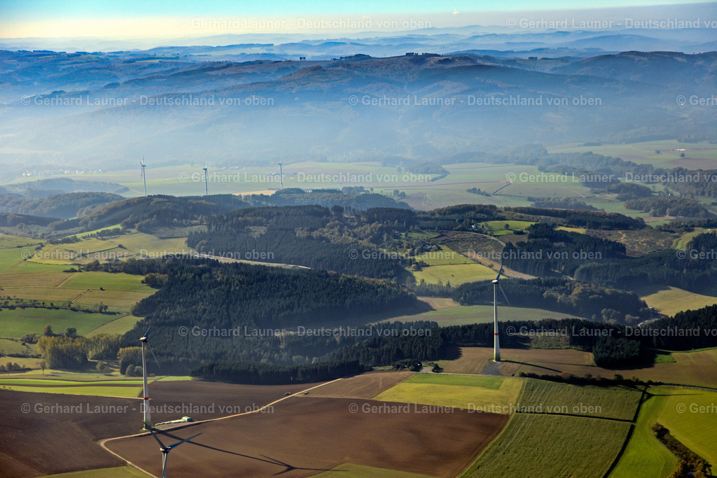 3067116 | Windpark im Sauerland