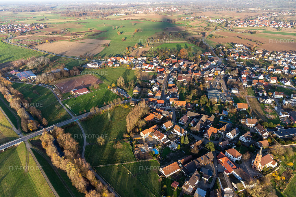 Luftbild: Ortsteil Bühl am Bühlbach im Ortsteil Bühl in Offenburg im Bundesland Baden-Württemberg in Deutschland. Foto: IMG_119965.jpg vom 30.11.2019 durch Werner Riehm/FLY-FOTO.de