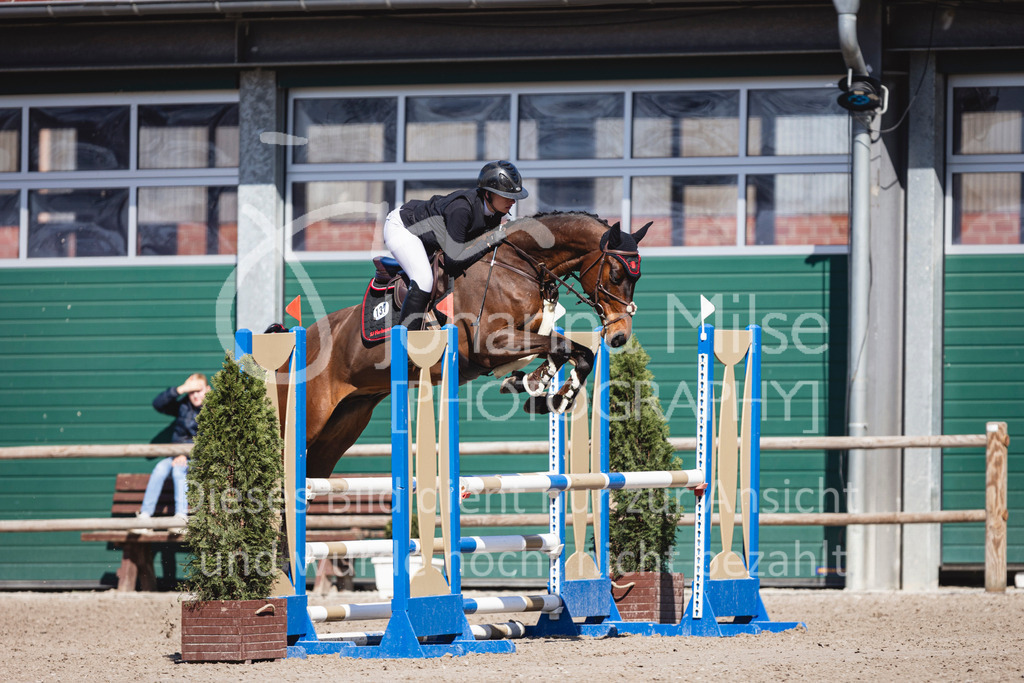 250408_Mühlen_SprPf-A2-341 | Deine schönsten Turniermomente als professionelle Fotos! Entdecke hochwertige Pferdesport-Fotografie im Online-Shop. Jetzt Fotos finden & bestellen!