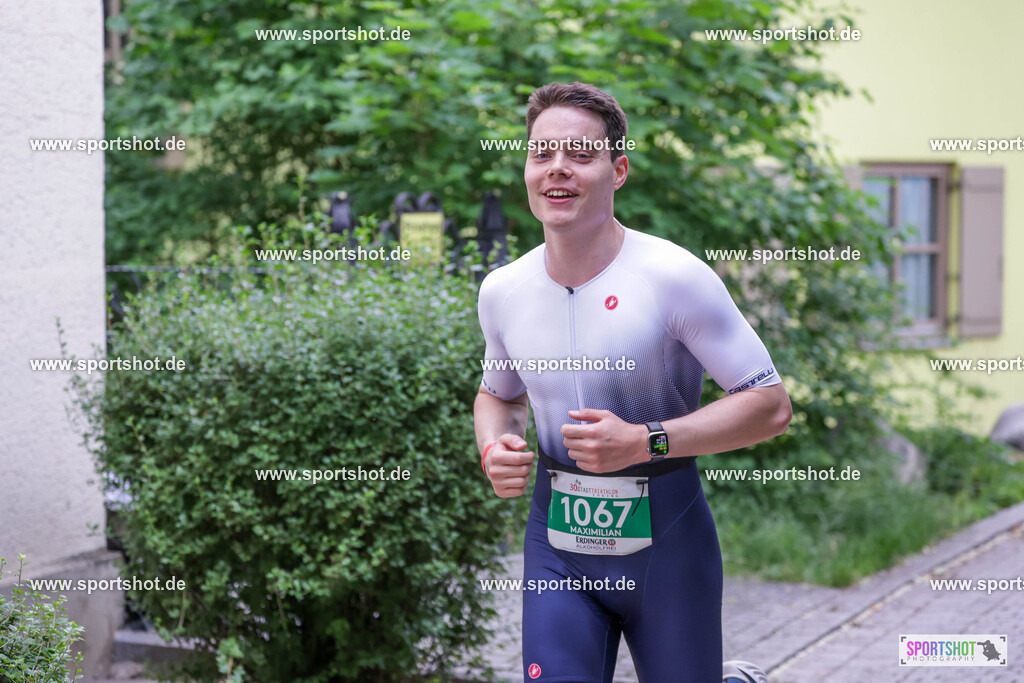 KSZ_4078 | Stadttriathlon Erding 2025. #yourpictrs #sportshot_your_pictrs @Sportshotphotography #stadttriathlonerding Copyright: www.sportshot.de