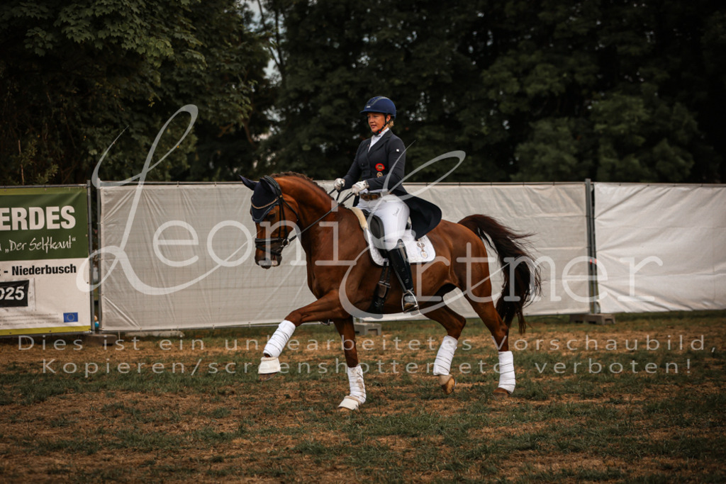 SaShow00113 | Leoni Ertmer Photography - Realisiert mit Pictrs.com