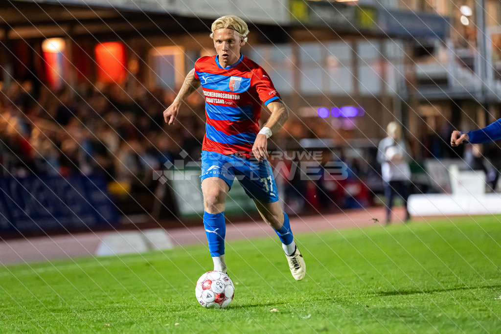 20250927_Picselweb-Fotografie_1R3_1685A | SV DrochtersenAssel - Bremer SV, 2:1 - Realisiert mit Pictrs.com