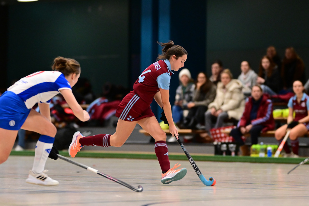 Hockey I Frauen I Halle 2024-2025 I 1. Bundesliga Nord I 7. Spieltag I Großflottbeker THGC - UHC Hamburg I 034034 | Der Sportfotograf. - Realisiert mit Pictrs.com