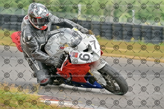 25bt05-0967 | markuskiefer.com - Realisiert mit Pictrs.com