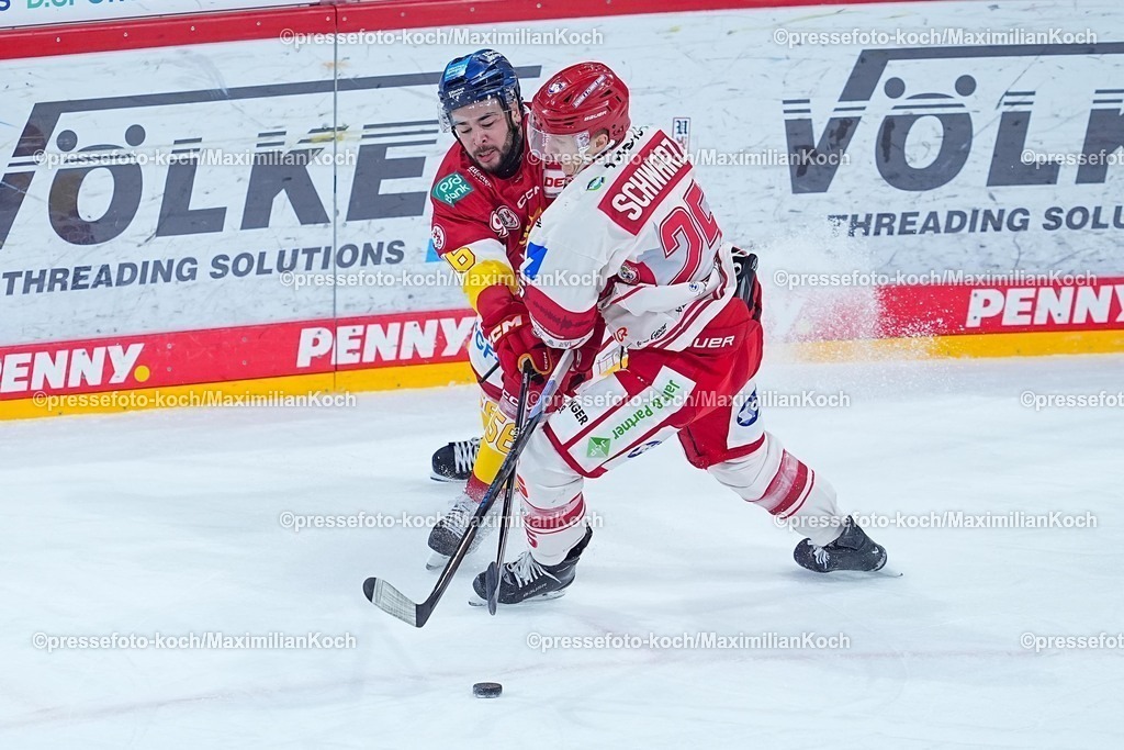 xYDRx20022601012 | 20.02.2026, xydrx, Eishockey, DEL2, Düsseldorfer EG - EV Landshut, PSD Bank Dome Düsseldorf: Nick Baptiste (Düsseldorfer EG #56) im Zweikampf gegen Andreas Schwarz (EV Landshut #25)   Photo: xYannisxDreimannxPressefotoKochx