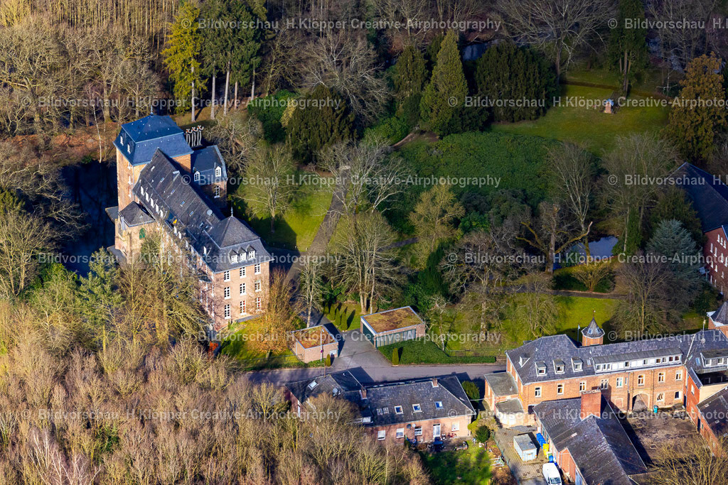 Luftbilder Brüggen -7820 | Luftbildfotografie Dilborner Schloss - Realisiert mit Pictrs.com