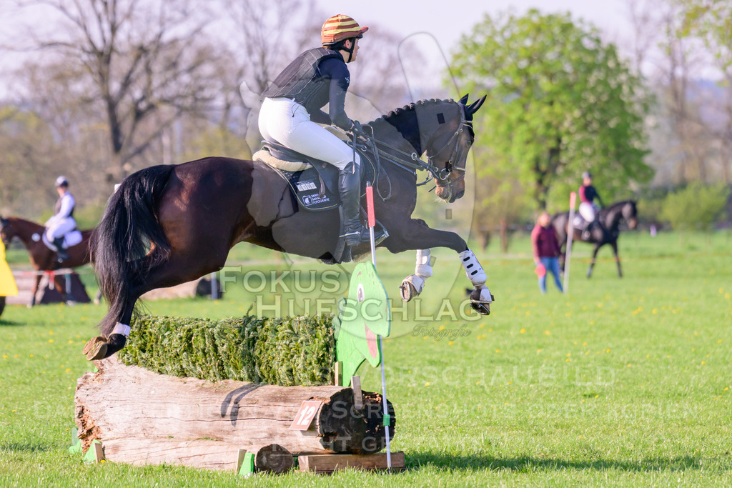 18042026-Gernlinden-02-0497 | Fokus Hufschlag Fotografie - Realisiert mit Pictrs.com