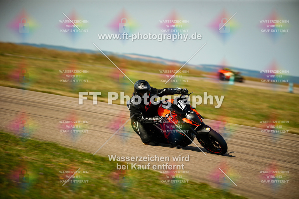 _MOT5892 | Hier findet Ihr Bilder von Touristenfahrten auf der Nürburgring Nordschleife oder von anderen Veranstaltungen die ich besucht habe. Viel Spass beim Durch Schauen 