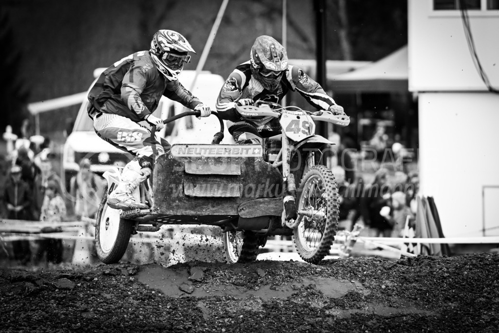 Motocross Schlatt bei Winterthur - 30. April 2023 | #49 Krieg Martin / Kaelin Bruno aus Neukirch Egnach (CH) auf Neuteerbit 612 in der Kategorie Seitenwagen am Motocross Schlatt bei Winterthur, 30. April 2023. 
Instagram: @mx_schlatt | @mc_wila | @sam_schweiz
Bild: Sportfotografie Markus Aeschimann | www.markus-aeschimann.ch - Realisiert mit Pictrs.com