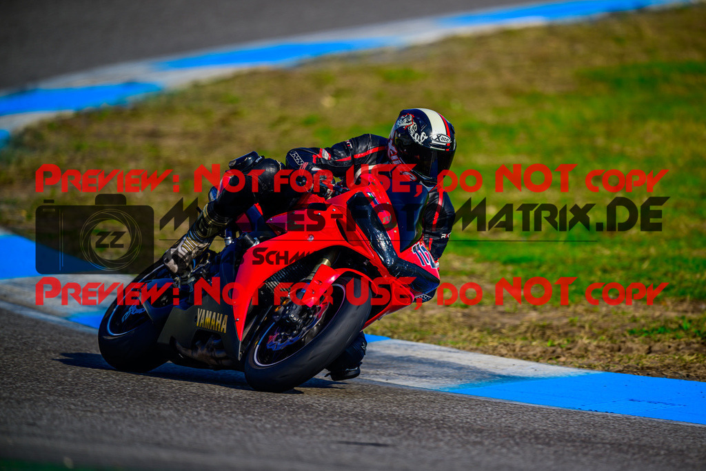 MaZZes_Fotomatrix_20250929_6007705_0075 | ROT