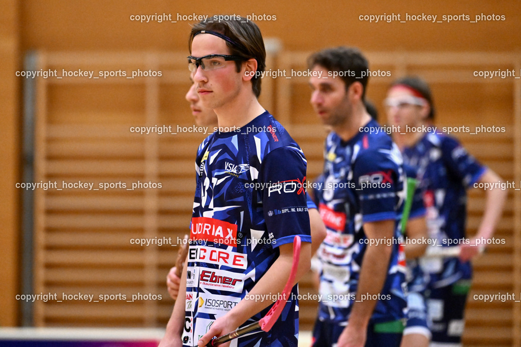 VSV Unihockey vs. SZPK Floorball | #37 Aleksander Bogataj VSV Unihockey, VSV Unihockey vs. SZPK Floorball, VSV Unihockey vs. SZPK Floorball am 23.11.2024 in Villach (Ballspielhalle St. Martin), Austria, (Photo by Bernd Stefan)