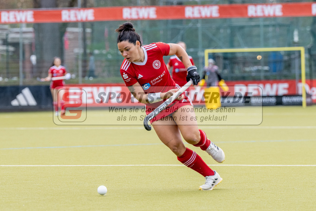 SFE_20260321_0091 | Köln, Deutschland, 21.03.26: Feldhockey 1. Bundesliga Damen zwischen Rot-Weiss Köln - Bremer HC im REWE Sportpark am 21.03.2026 in Köln, Deutschland. (Foto von Stephan Fehrmann)Köln, Germany, 21.03.26: Feldhockey 1. Bundesliga Damen between Rot-Weiss Köln - Bremer HC in REWE Sportpark at 21.03.2026 in Köln, Deutschland. (Foto from Stephan Fehrmann)