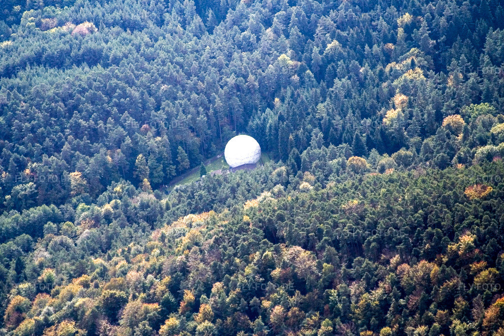 Luftbild: Radarstation in Pleisweiler-Oberhofen im Bundesland Rheinland-Pfalz in Deutschland. Foto: IMG_4425.jpg vom 22.10.2006 durch Werner Riehm/FLY-FOTO.de
