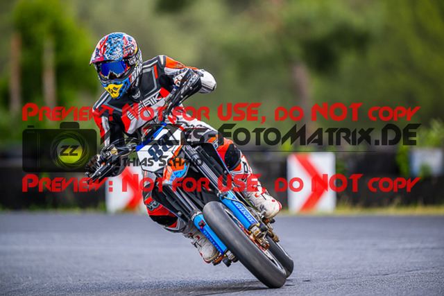 MaZZes_FotoMatrix_220528_1594 | Fotograf Mathias Schmid
Sportfotograf,
Eventfotograf,
Hochzeitsfotograf,
Portraitfotograf