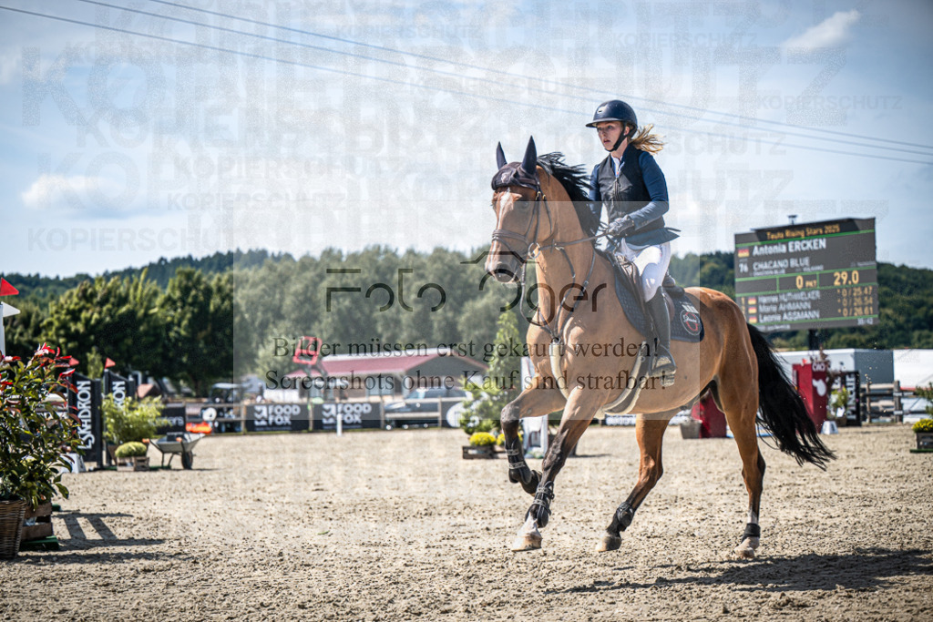 DOS_5892 | Entdecke hochwertige Reitturnierfotos von Foto Oger. Professionell, emotional und authentisch – jetzt Lieblingsmomente im Shop bestellen.Deutschlandweite Turnierfotografie. - Realisiert mit Pictrs.com