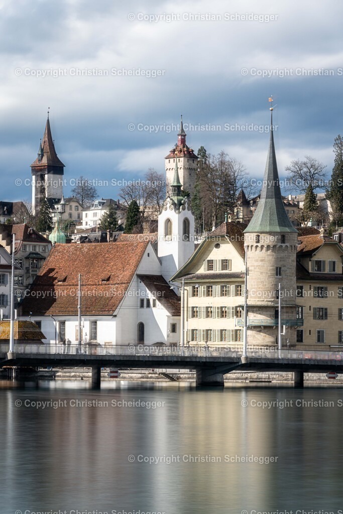 Lucerne LE-79 | Schöne Fotoprints und andere Fotobilderprodukte, frei konfigurierbar - Realisiert mit Pictrs.com