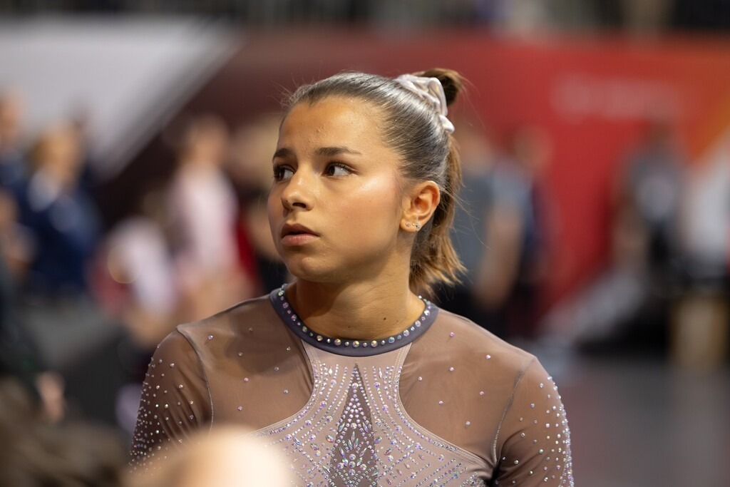 DM Finals 2026; Deutsche Meisterschaft im Gerätturnen 2026, Mehrkampf Frauen | DM Finals 2026; Deutsche Meisterschaft im Gerätturnen 2026, Mehrkampf Frauen***Janoah Müller vor ihrer Übung am Boden - Realisiert mit Pictrs.com