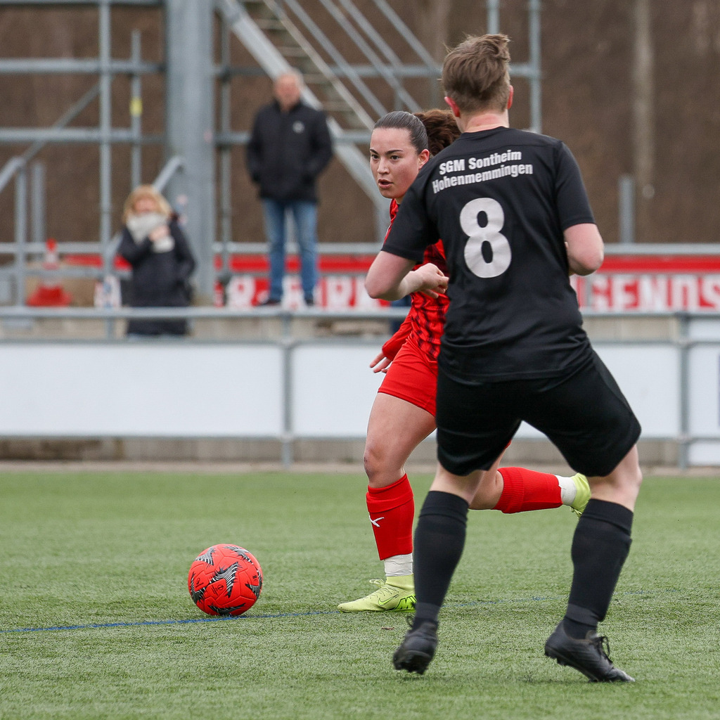 20260329-FCH-HS_023 | 1.FC Heidenheim 1846 II vs. SGM Hohenmemmingen/Sontheim, Fußball, Frauen, Bezirksliga, 2025/2026, 14. Spieltag, 29.03.2026 in Heidenheim, Kunstrasen b. Voith-Arena West(Foto: Michael Bulling) - Realisiert mit Pictrs.com