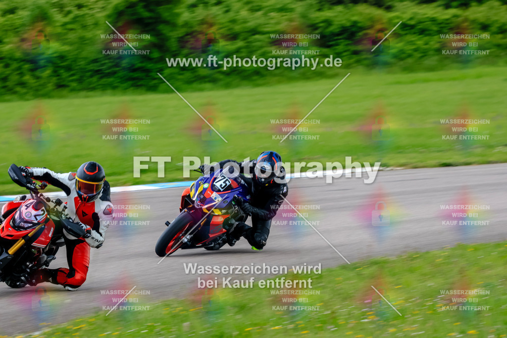 MotoTeam-3640 | Hier findet Ihr Bilder von Touristenfahrten auf der Nürburgring Nordschleife oder von anderen Veranstaltungen die ich besucht habe. Viel Spass beim Durch Schauen 