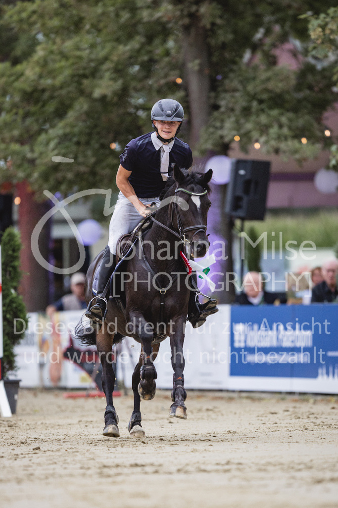 230824_Delbrueck_PonyTrophy-358 | Deine schönsten Turniermomente als professionelle Fotos! Entdecke hochwertige Pferdesport-Fotografie im Online-Shop. Jetzt Fotos finden & bestellen!