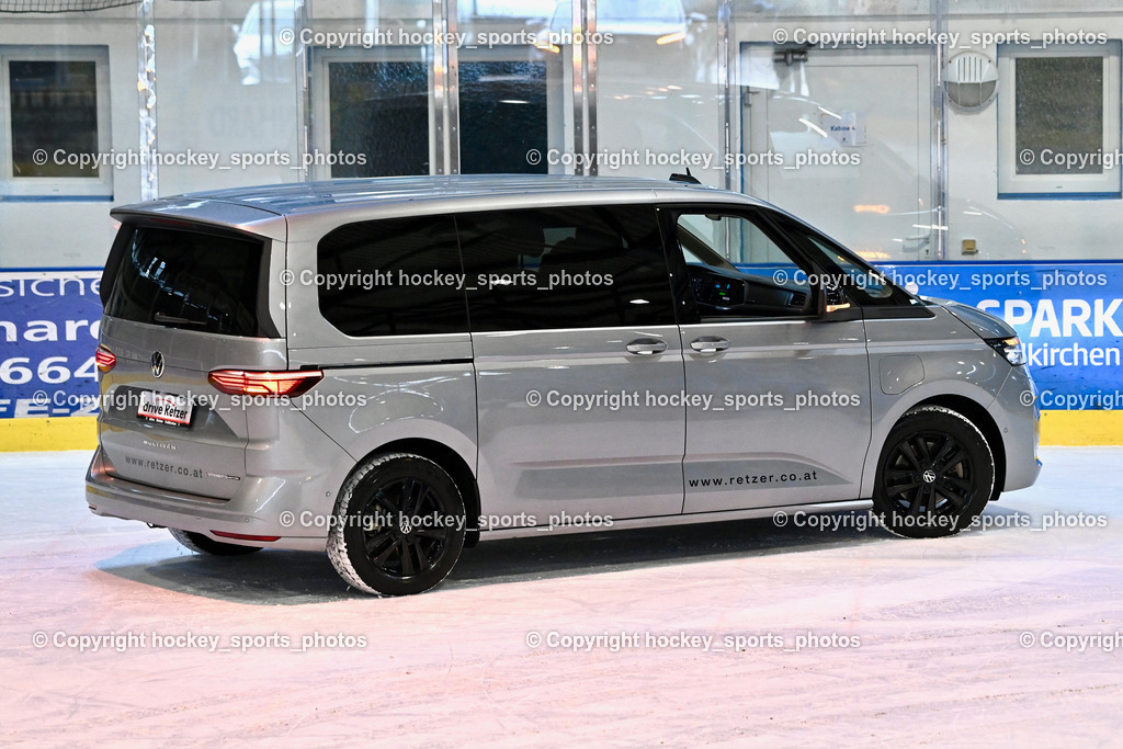 ESC Sparkasse Steindorf vs. ESV Ferlach | Autohaus Retzer, Autopräsentation, ESC Sparkasse Steindorf vs. ESV Ferlach, ESC Sparkasse Steindorf vs. ESV Ferlach am 22.02.2026 in Steindorf  (Ossiachersee Halle ), Austria, (Photo by Bernd Stefan)