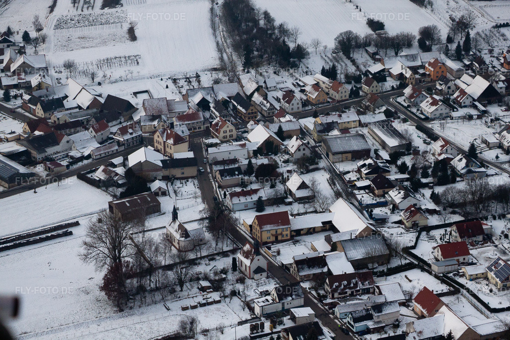 Luftbild: im Winter im Schnee im Ortsteil Kleinsteinfeld in Niederotterbach im Bundesland Rheinland-Pfalz in Deutschland. Foto: IMG_23641.jpg vom 16.01.2010 durch Werner Riehm/FLY-FOTO.de