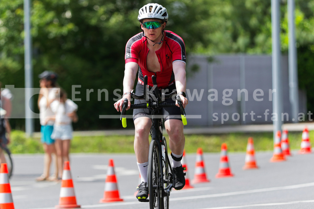 Klagenfurt 2026 | Benjamin Flaherty (USA) Ironman, Klagenfurt 2026,  Lambichl, Klagenfurt , Austria. Photo: Ernst Krawagner - Realisiert mit Pictrs.com