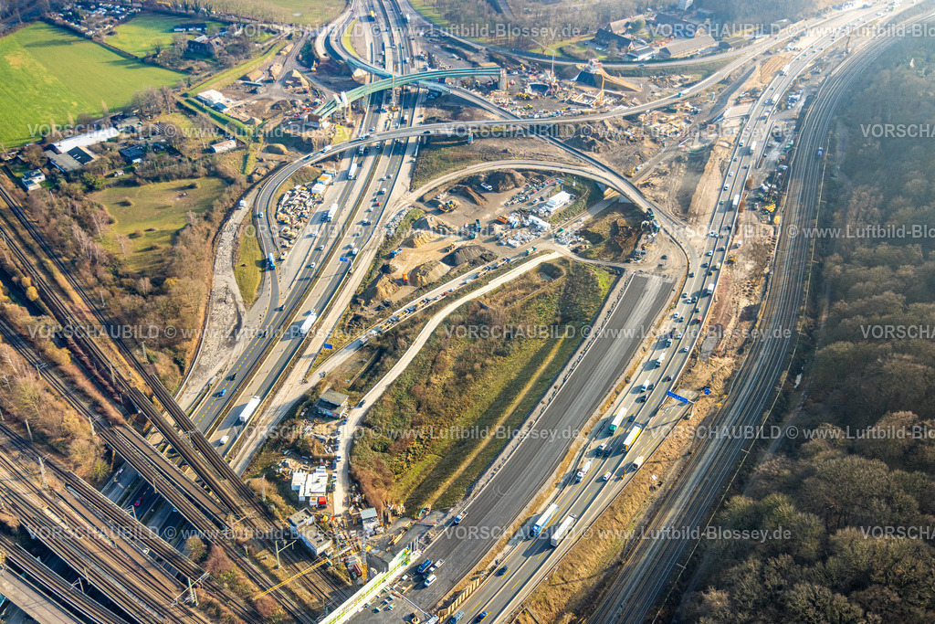 Duisburg260100693 | Luftbild, Autobahnkreuz Kaiserberg mit Brücken-Baustelle, Autobahn A40 und Autobahn A3, Duissern, Duisburg, Ruhrgebiet, Nordrhein-Westfalen, Deutschland