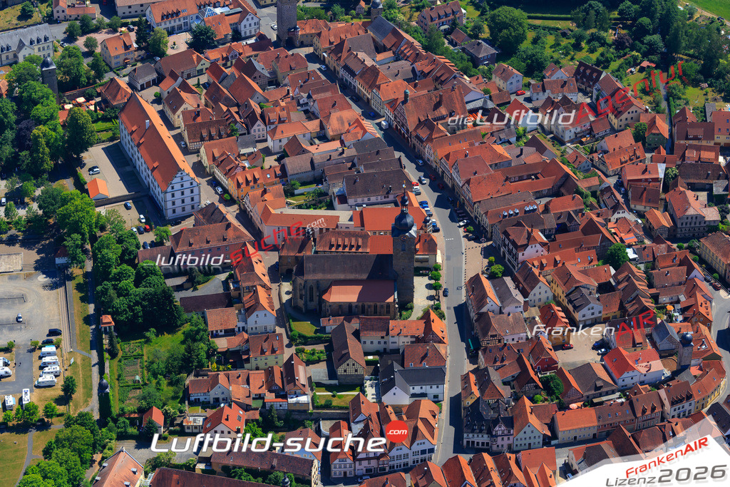 Die Luftaufnahme der Stadt Ebern wurde vom UL-Flugzeug heraus erstellt ( keine Drohne )- hohe Auflösung für beste Qualität