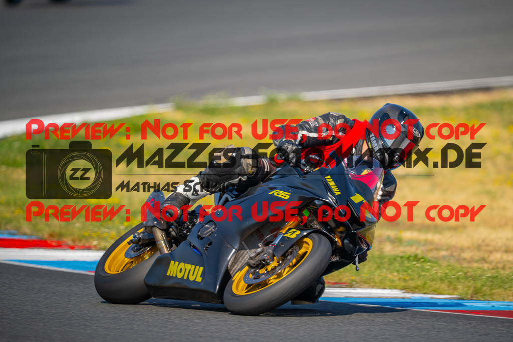 MaZZes-Fotomatrix-20260805-521914 | OPEN