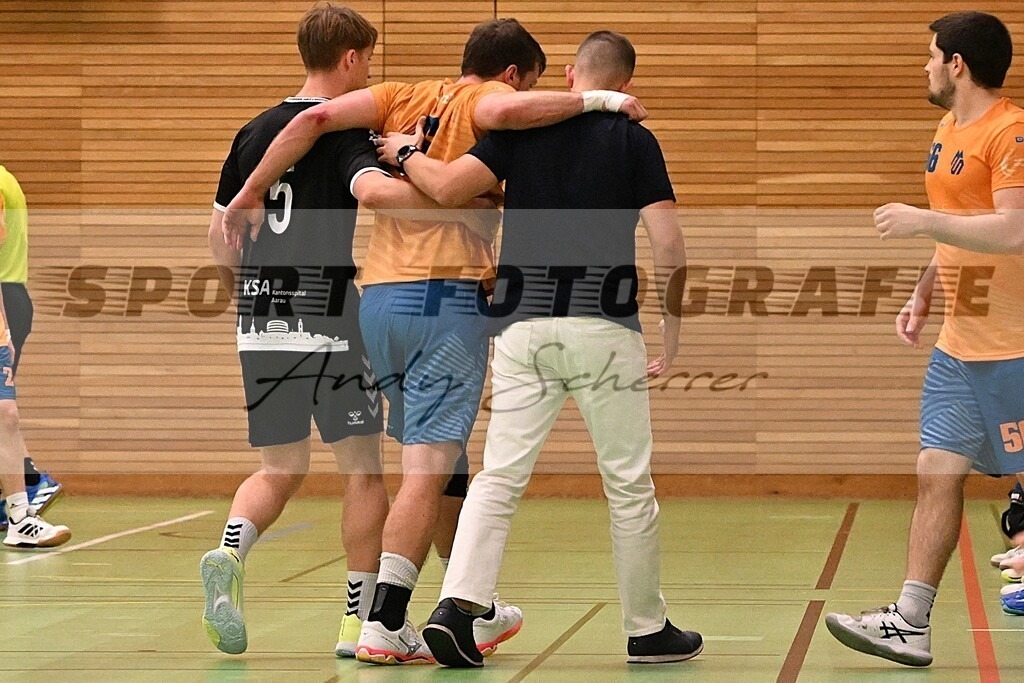 aDSC_5585 | Kaufen Sie Sportbilder im Onlineshop von Andy Scherrer Sportfotografie. Faszinierende Bilder von Sportevents aus der ganzen Schweiz. Fussball, Frauenfussball, Unihockey, Handball, Schwingen und weiteren Sportarten. - Realisiert mit Pictrs.com