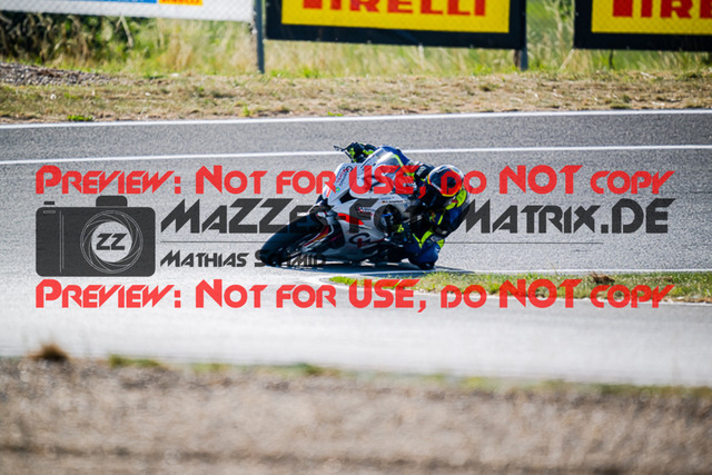 MaZZes_FotoMatrix_220722_9892 | PRO SUPERSTOCK