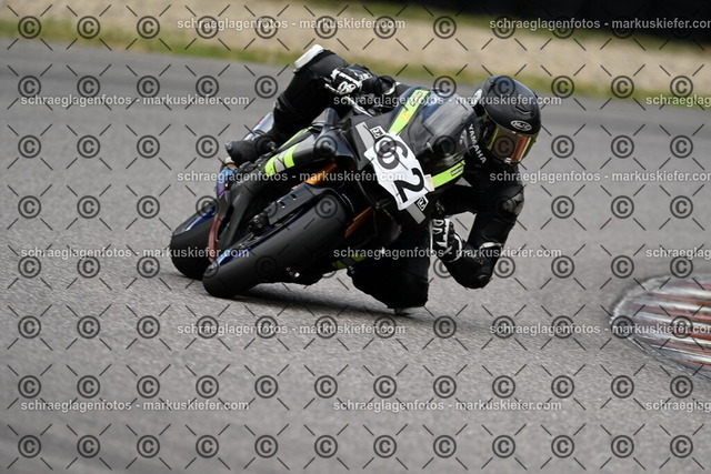 25bt02-1044 | markuskiefer.com - Realisiert mit Pictrs.com