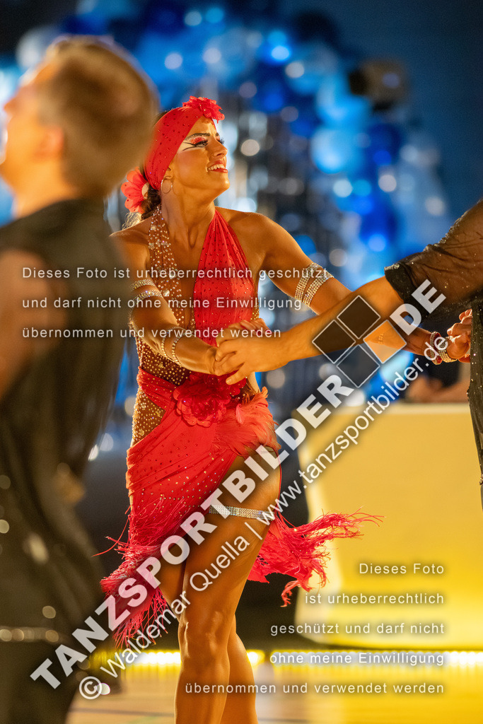 20260321-13371 | Hier finden Sie Tanz Bilder vom Latein und Standard Formationen tanzen. Sportbilder vom Tanzsport. Schöne Fotos und von Weltmeisterschaft, Europameisterschaft, Bundesliga, Regionalliga, Oberliga und Landesliga sowie von GOC Stuttgart, DanceComp, WM Bremen