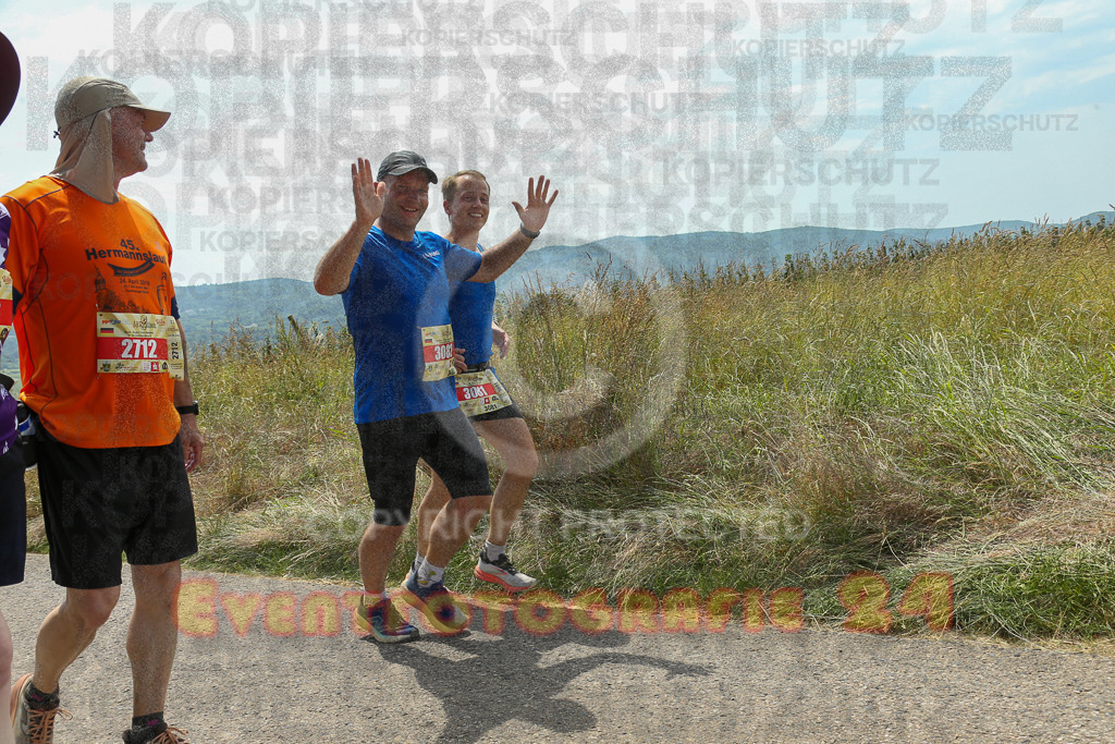 250614_1321_EX1_8711 | Sportfotografie im Rhein-Sieg Kreis, Köln, Bonn, NRW, Rheinland Pfalz, Hessen, etc. Unser Tätigkeitsfeld umfasst den Laufsport vom Volkslauf über den Marathon, Duathlon, Triathon bis zum Ultralauf wie Kölnpfad Ultra oder Schindertrail.
