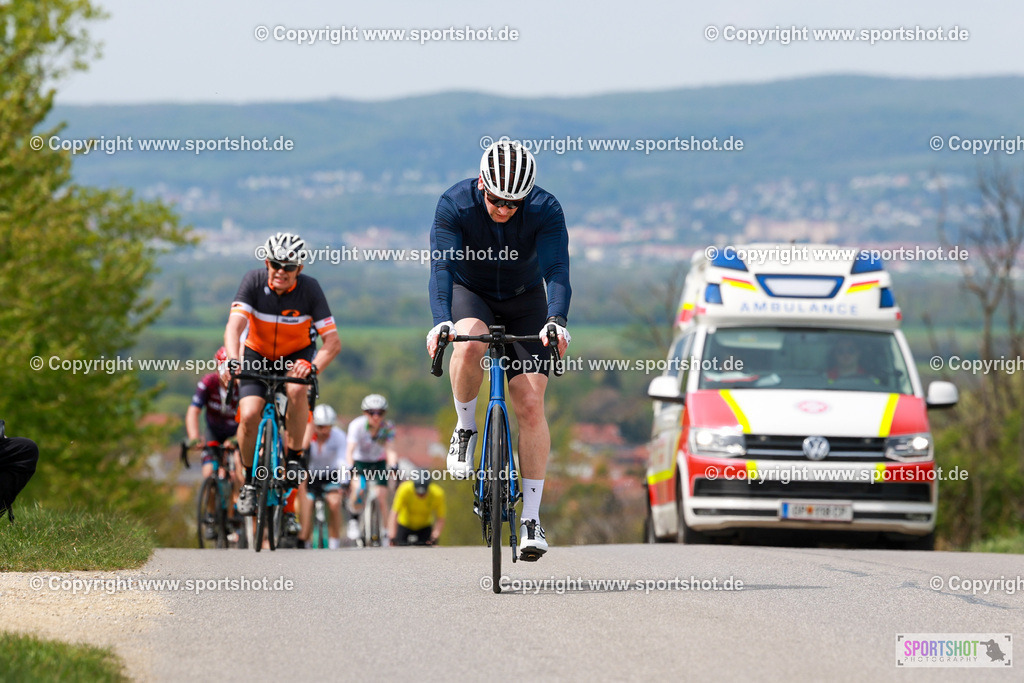 573_AR6_1517 | Neusiedlersee Radmarathon 2026@sportshot_your_pictrs #yourpictures#roadtowm2029 #nrm #neusiedlerseeradmarathon #neusiedlersee #neusiedlerseetourismus #burgenland #mörbisch #nrm26 #burgenlandtourismus #voglundco #poweredbyburgenlandtourismus #radsport #rad #marathon #ucigranfondo #visitburgenland #ucigranfondoworldseries