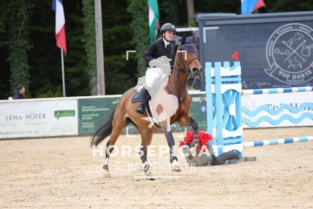 0P6A8902 | Willkommen bei Brunnmayr - Design & Fotografie – Ihrem Spezialisten für Reitturniere und Pferdeveranstaltungen in Oberösterreich, Salzburg und Bayern! Seit über 17 Jahren sind wir leidenschaftlich dabei.
