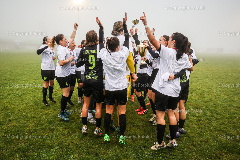 A-BINDER_20240601_0092 | St.Stefan,AUSTRIA,01.June.24 - SOCCER - Zaunergroup OOE Ladies Cuo, LASK vs FCPS. Image shows the rejoicing of Kematen.Photo: Sportmediapics.com/ Manfred Binder