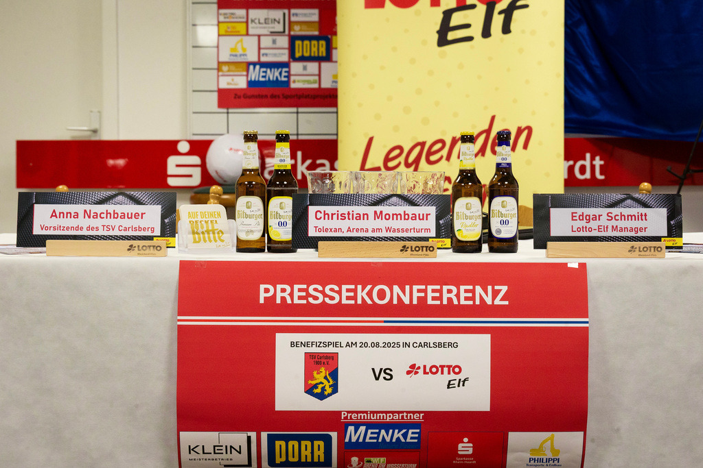 Pressekonferenz TSV Carlsberg, Lotto Elf | Carlsberg - 06.08.2025: Pressekonferenz TSV Carlsberg, Lotto Elf in Carlsberg (Kunstrasenplatz), Germany. Photo by: BobNL design &amp; photography - Realized with Pictrs.com